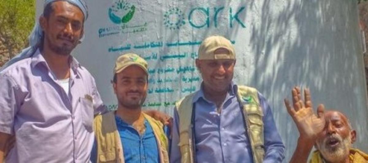 Harris, with the reversed baseball cap. Photo taken from LinkedIn.